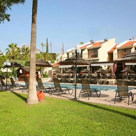 Delightful 1-bedroom Holiday With Balcony All Yours شقة